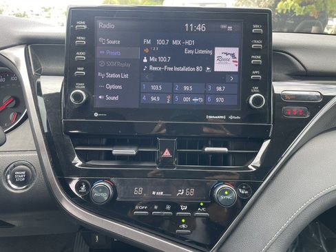 Used 2023 Toyota Camry XSE FWD image 18