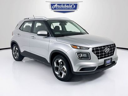 Used 2024 Hyundai Venue SEL