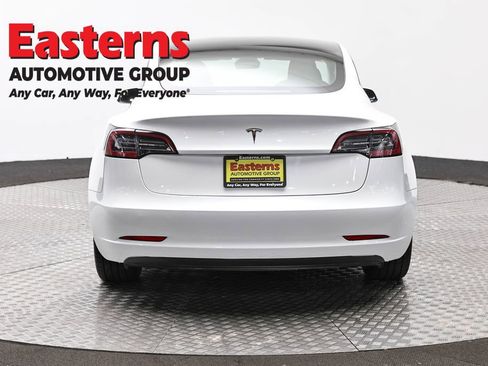 Used 2023 Tesla Model 3 Standard Range image 6