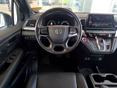 Used 2025 Honda Odyssey Sport-L image 19