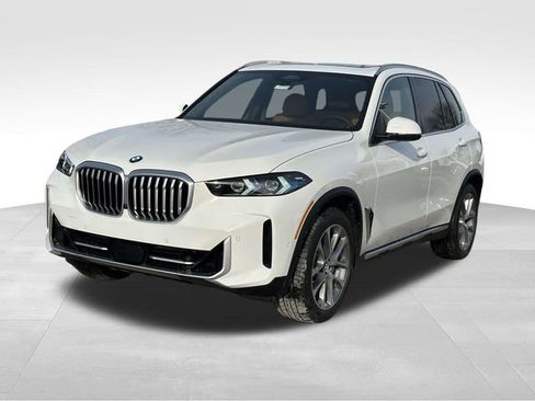 New 2026 BMW X5 xDrive40i w/ Premium Package image 5