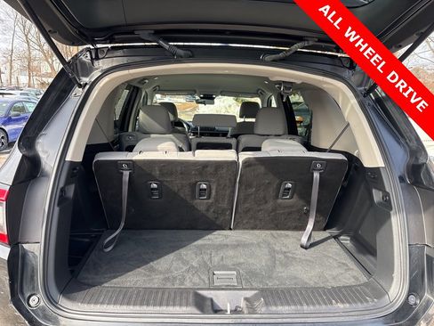 Used 2023 Honda Pilot LX image 31