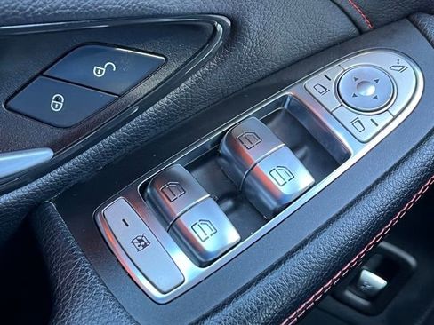 Used 2019 Mercedes-Benz GLC 43 AMG 4MATIC image 13