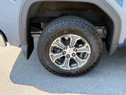 Used 2024 GMC Sierra 1500 SLE AWD/4WD image 11