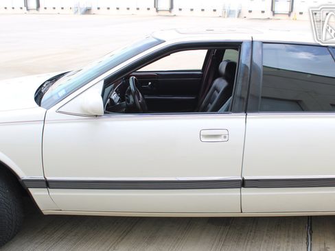 Used 1996 Cadillac Seville SLS FWD image 40
