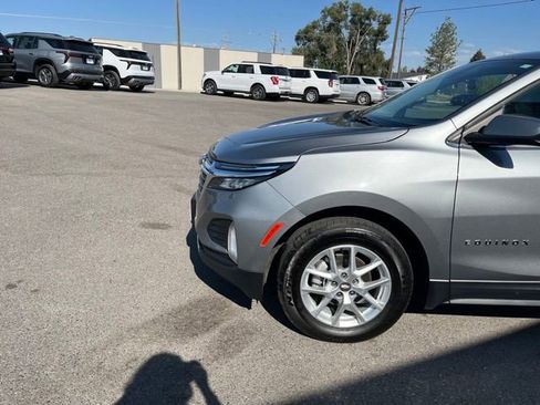 Used 2023 Chevrolet Equinox LT w/ Driver Convenience Package AWD/4WD image 6