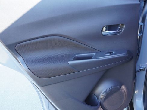 Used 2024 Nissan Kicks SV w/ Exterior Package image 13