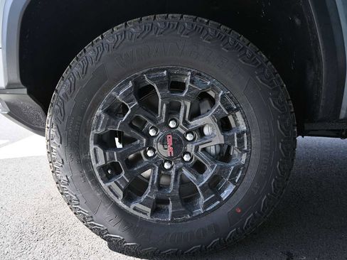 New 2026 GMC Canyon Elevation AWD/4WD image 19