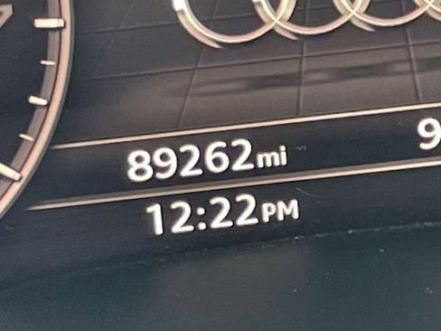 Used 2017 Audi Q7 3.0T Prestige image 10