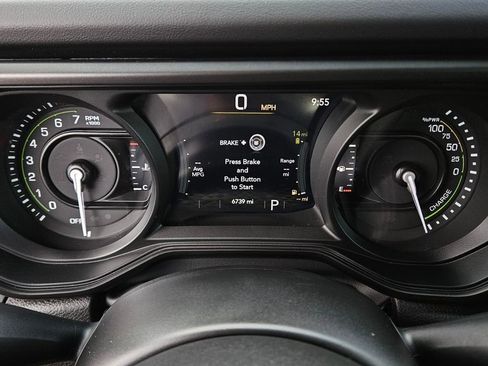 Used 2024 Jeep Wrangler Unlimited Rubicon 4xe image 25