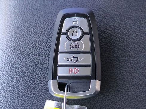 Certified 2022 Ford F150 Lariat image 29