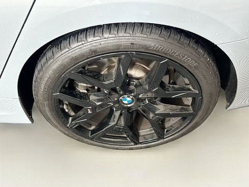 Used 2025 BMW 330i xDrive Sedan image 11