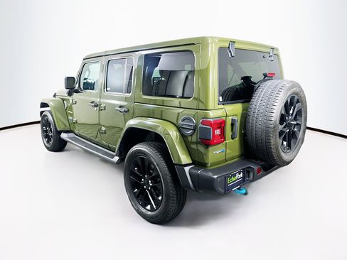 Used 2023 Jeep Wrangler Unlimited Sahara AWD/4WD image 5