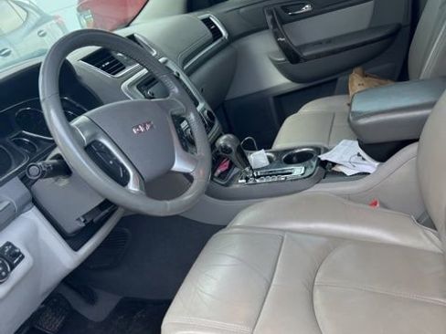 Used 2014 GMC Acadia SLT image 13