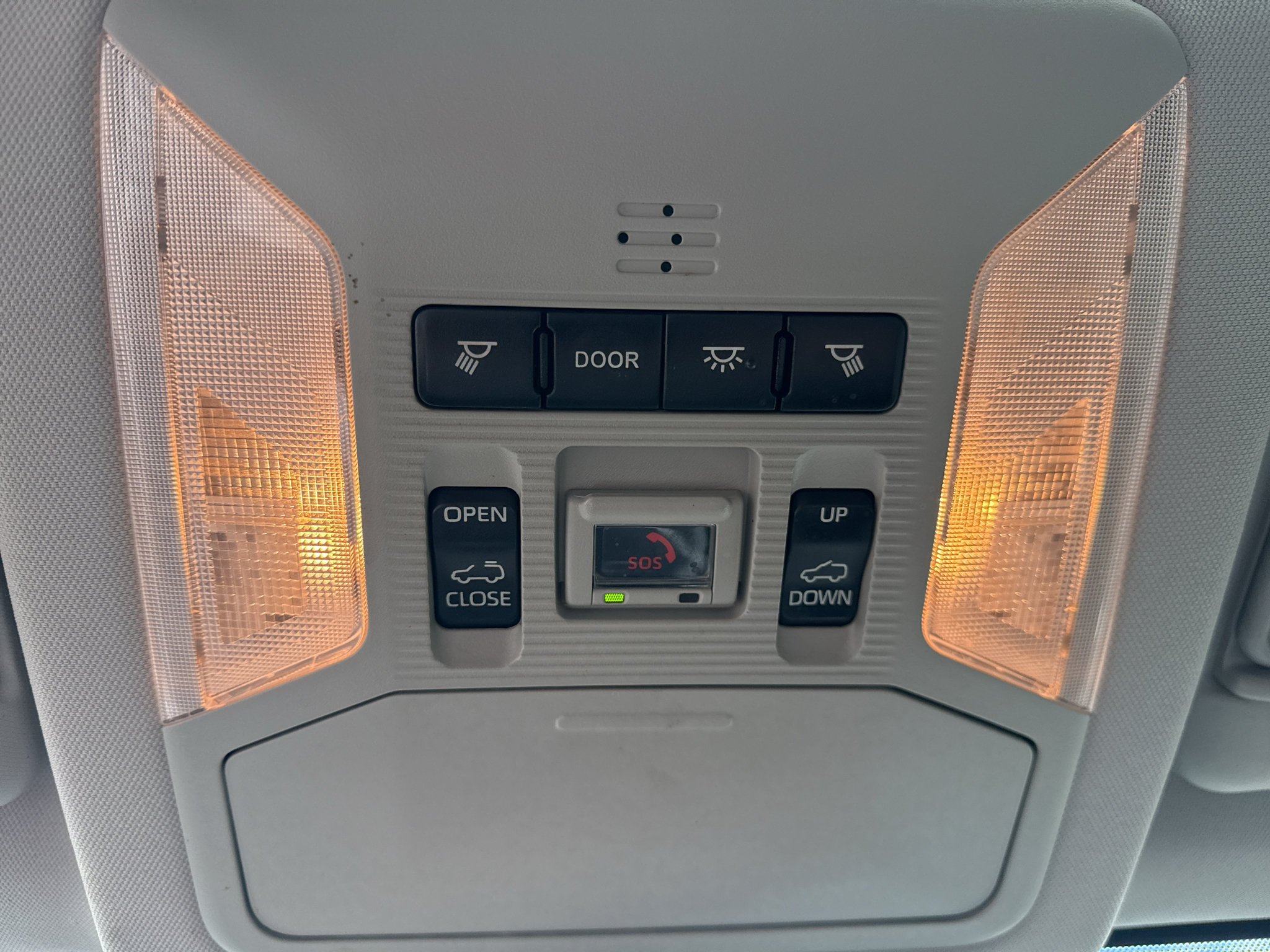 Certified 2021 Toyota RAV4 XLE Premium AWD/4WD image 24
