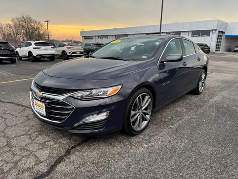 Used 2025 Chevrolet Malibu LT FWD image 8