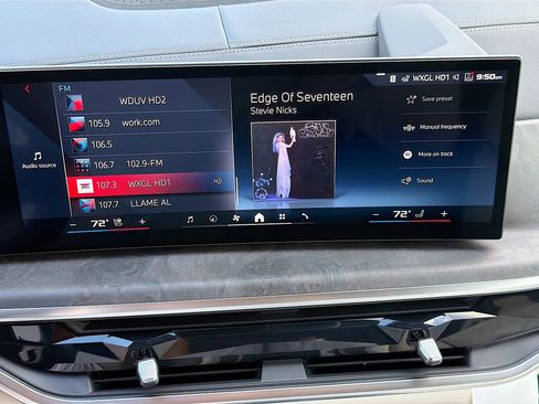 New 2026 BMW X7 M60i image 33