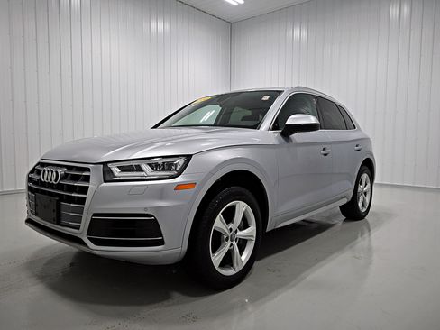 Used 2020 Audi Q5 2.0T Premium Plus w/ Premium Plus Package AWD/4WD image 25