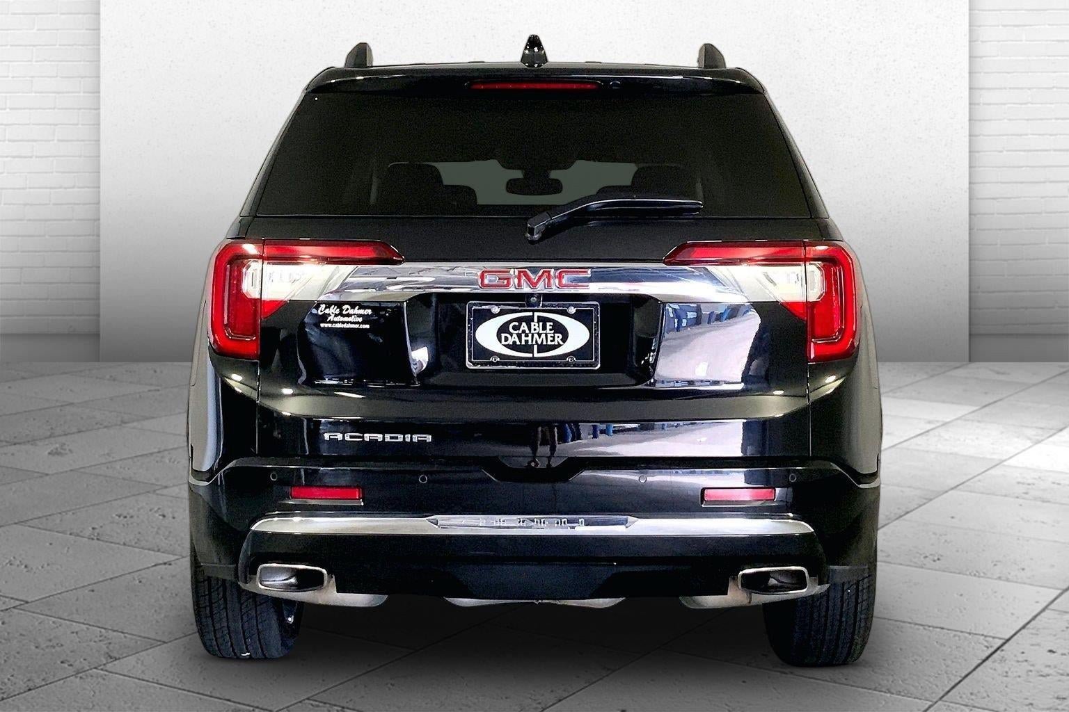 Used 2023 GMC Acadia Denali FWD image 3