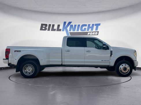 Used 2021 Ford F450 Platinum w/ FX4 Off-Road Package image 6