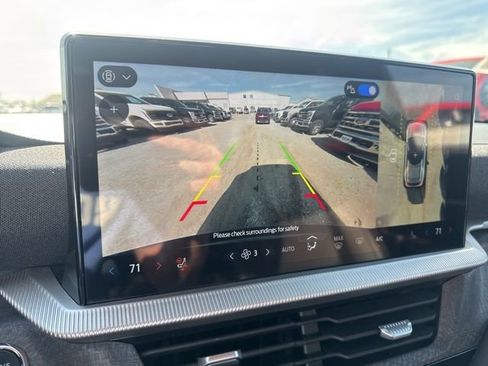 Used 2025 Ford Explorer Platinum w/ LUX Leather Package image 17