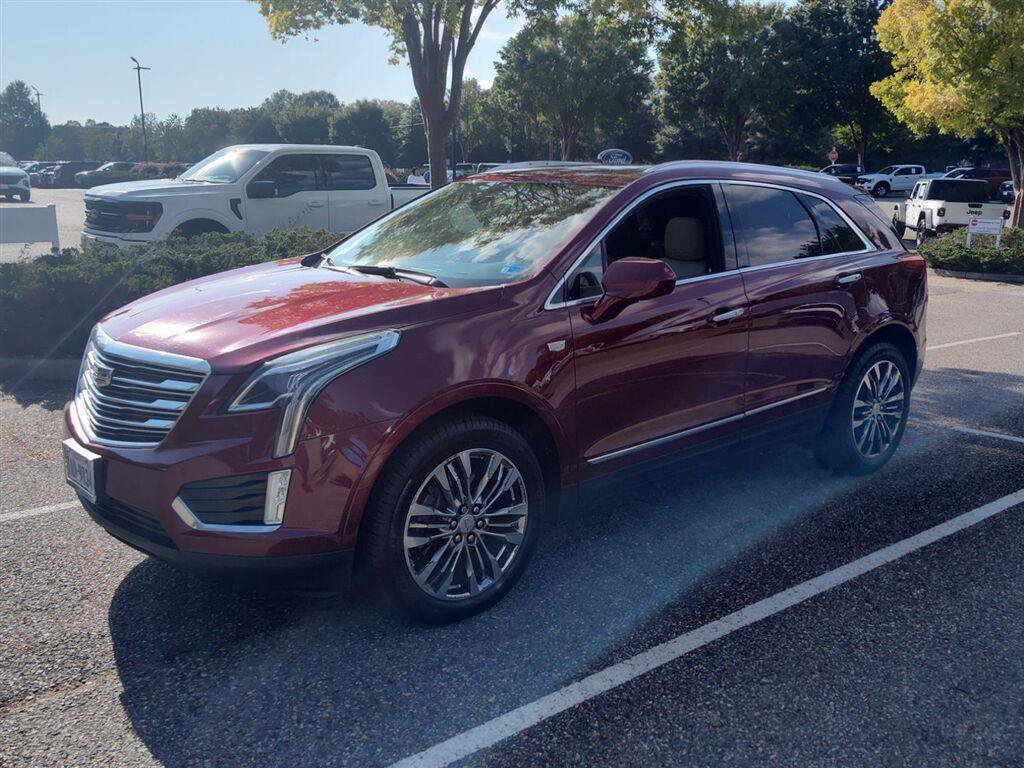 Used 2017 Cadillac XT5 Premium Luxury w/ LPO, Wheel Lock Package FWD image 1
