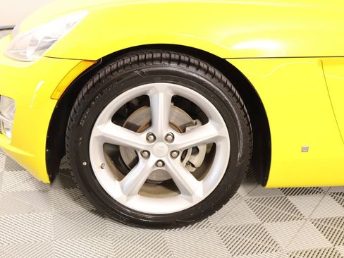 Used 2009 Saturn Sky w/ Premium Trim Package RWD image 13