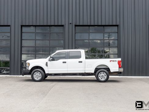 Used 2019 Ford F250 XL w/ STX Appearance Package AWD/4WD image 1