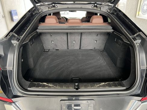 Used 2021 BMW X6 xDrive40i w/ Premium Package 2 image 28