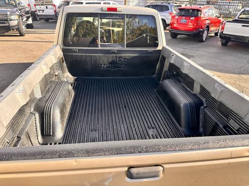 Used 2001 Ford Ranger XL image 6