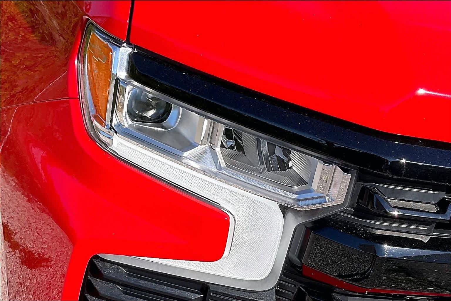 Used 2022 Chevrolet Silverado 1500 LT Trail Boss AWD/4WD image 27