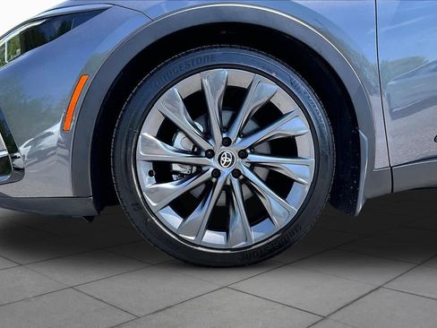 Used 2024 Toyota Crown Limited w/ Advanced Technology Package image 11