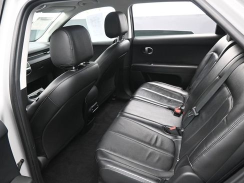 Used 2024 Hyundai Ioniq 5 SE RWD image 28