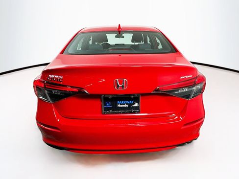 Used 2023 Honda Civic Sport image 9