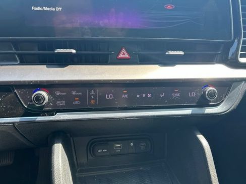 Used 2023 Kia Sportage EX FWD image 23
