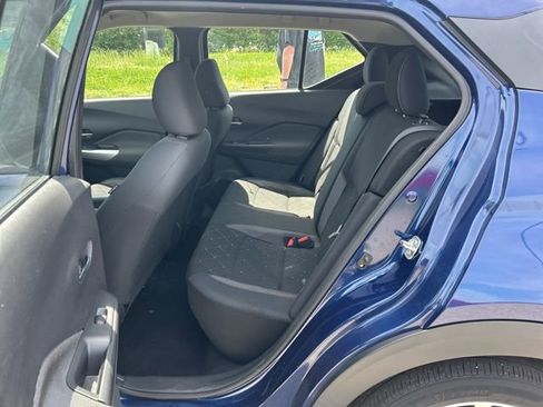 Used 2020 Nissan Kicks SV FWD image 6
