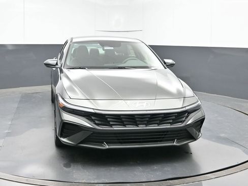 New 2026 Hyundai Elantra Sport image 8