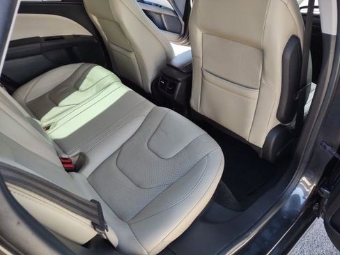 Used 2015 Ford Fusion Titanium image 22