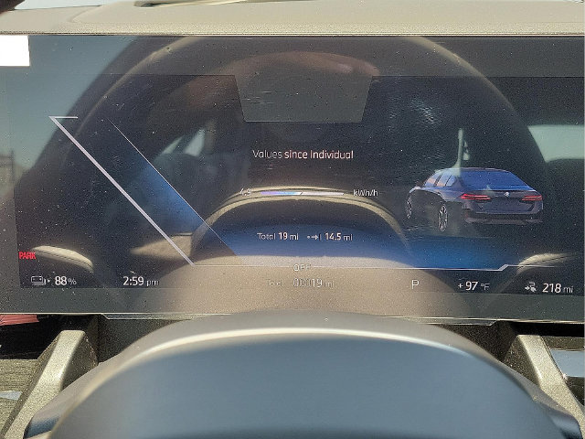 Used 2027 BMW i5 eDrive40 w/ M Sport Package RWD image 24