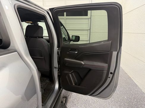 Used 2026 Chevrolet Colorado Z71 AWD/4WD image 28