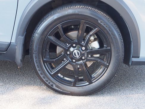 Used 2024 Nissan Kicks SR FWD image 9