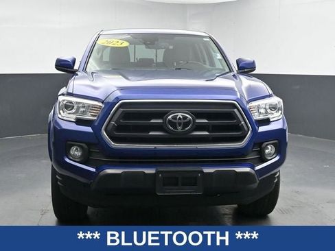 Used 2023 Toyota Tacoma SR5 AWD/4WD image 4