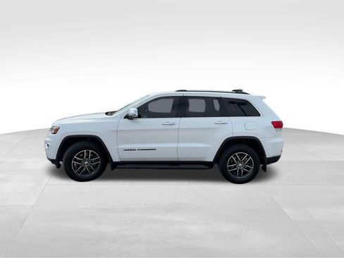 Used 2018 Jeep Grand Cherokee Limited w/ Luxury Group II AWD/4WD image 3