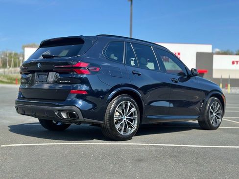 Certified 2025 BMW X5 xDrive50e w/ Executive Package AWD/4WD image 7