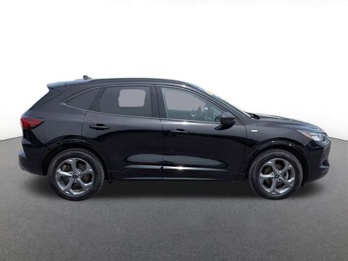 Used 2023 Ford Escape ST-Line w/ Tech Pack #1 AWD/4WD image 2