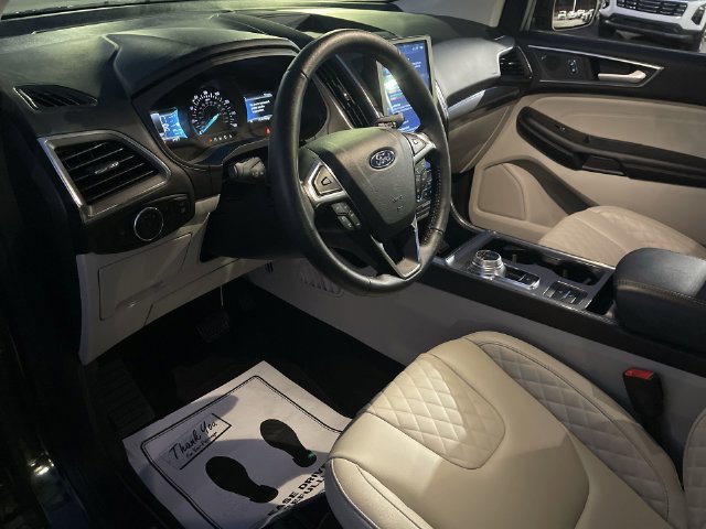 Used 2024 Ford Edge Titanium AWD/4WD image 10