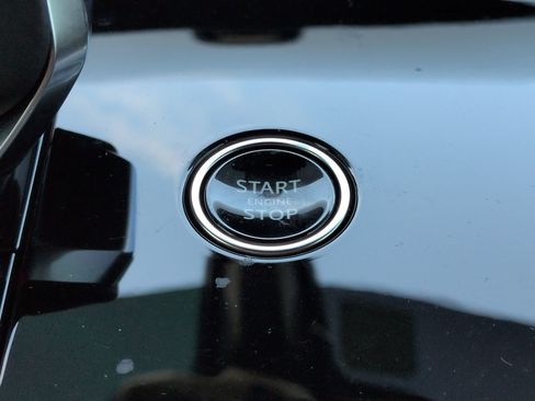 Used 2025 Land Rover Range Rover Sport Dynamic SE AWD/4WD image 30