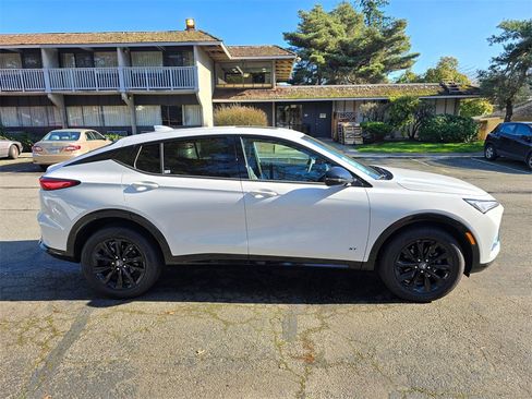 New 2026 Buick Envista Sport Touring image 37