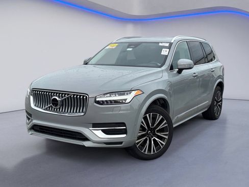 Used 2024 Volvo XC90 T8 Plus AWD/4WD image 2