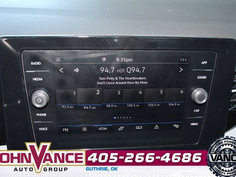 Used 2025 Volkswagen Jetta SE FWD image 27